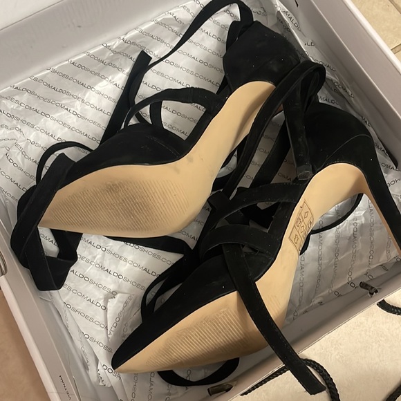 Black Aldo Strap Heels - Picture 5 of 5